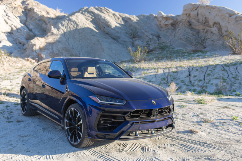 Illustration for article titled The 2019 Lamborghini Urus Drives Like the Vengeful King of Crossovers